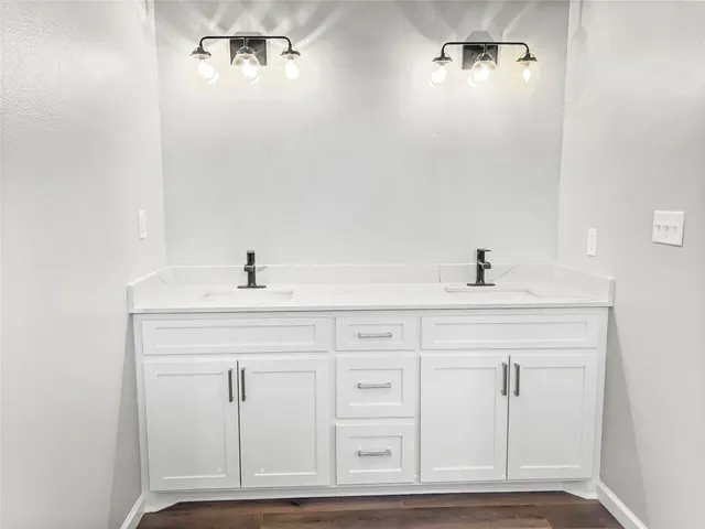 $425,000 | 1743 Bluewater Highway, Surfside Beach, TX 77541