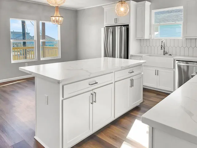 $425,000 | 1743 Bluewater Highway, Surfside Beach, TX 77541