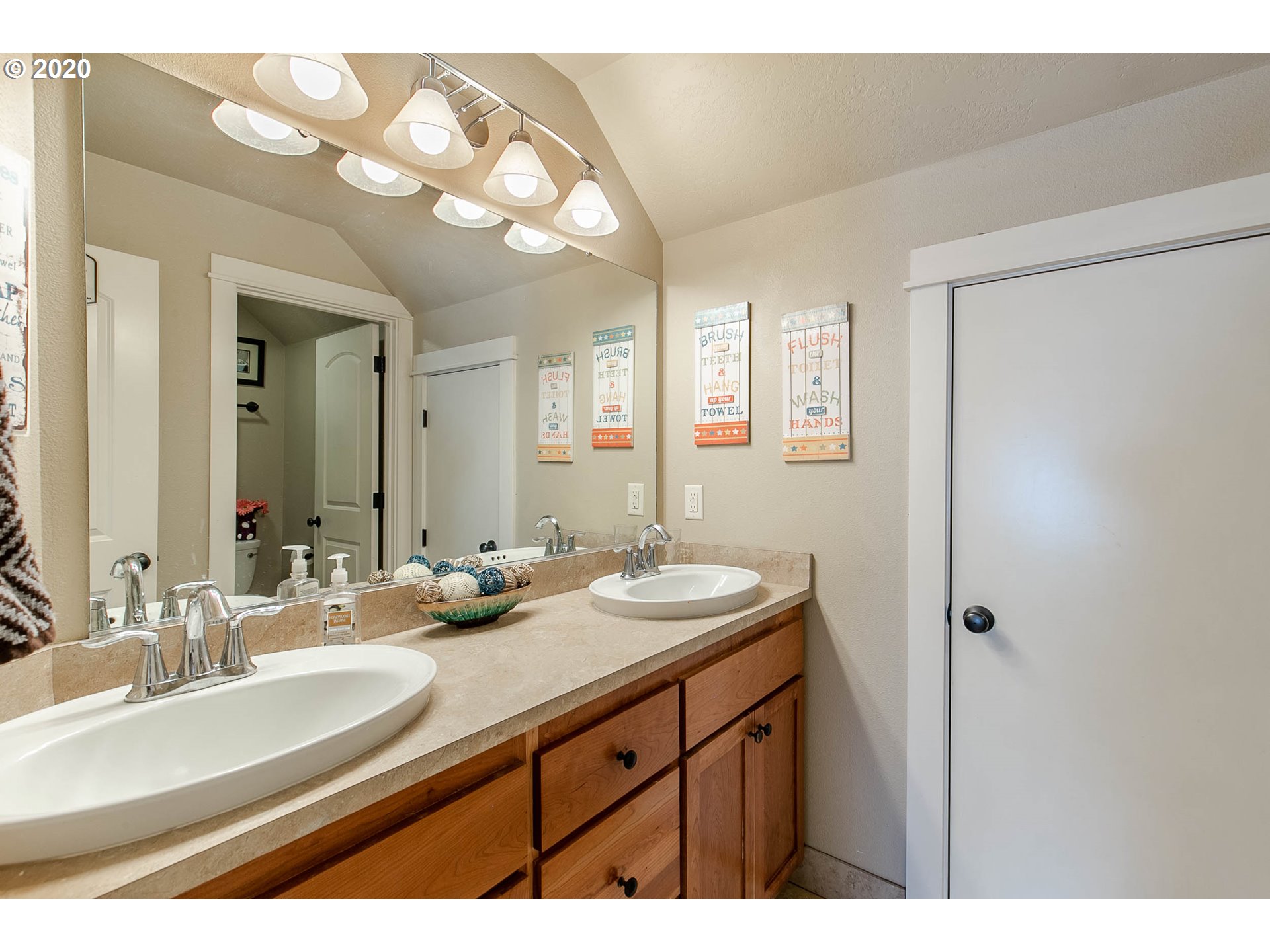 1255 South 41st Street Springfield, OR 97478 - Photo 26 of 32