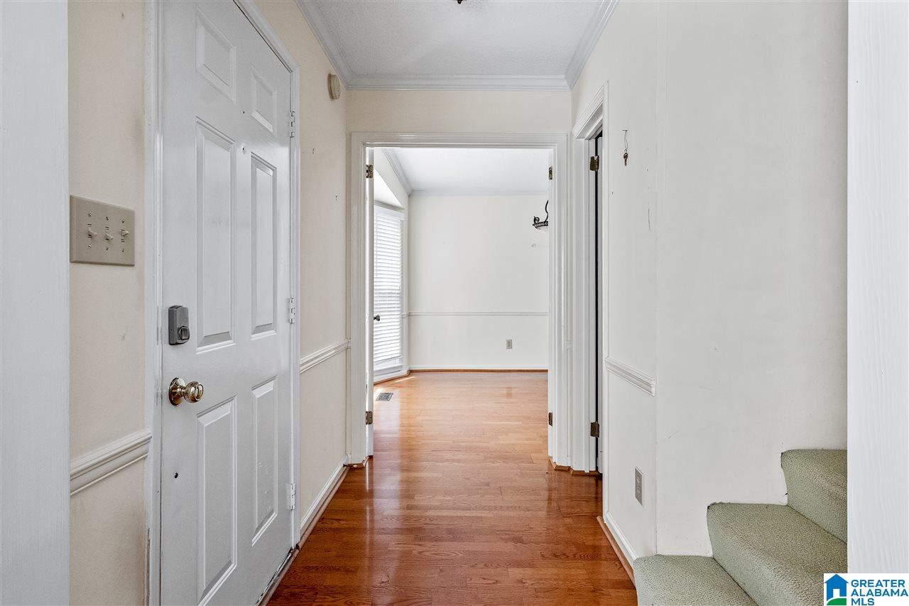 5147 Colonial Park Road Birmingham, AL 35242 - Photo 6 of 33