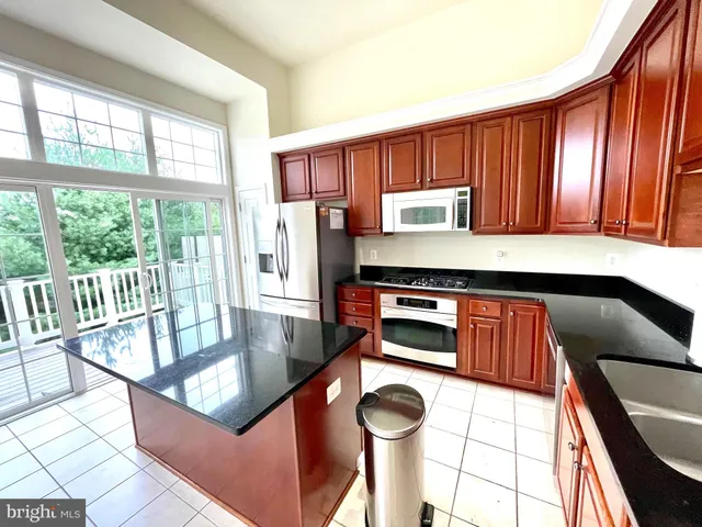 $3,295 | 14579 Crossfield Way, Woodbridge, VA 22191