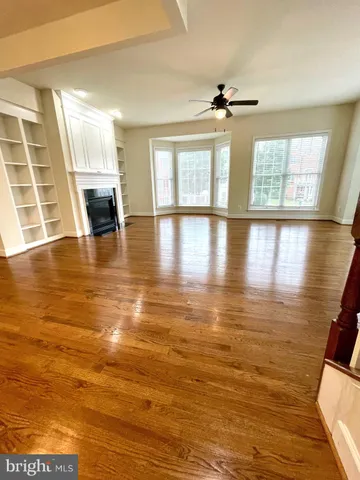 $3,295 | 14579 Crossfield Way, Woodbridge, VA 22191