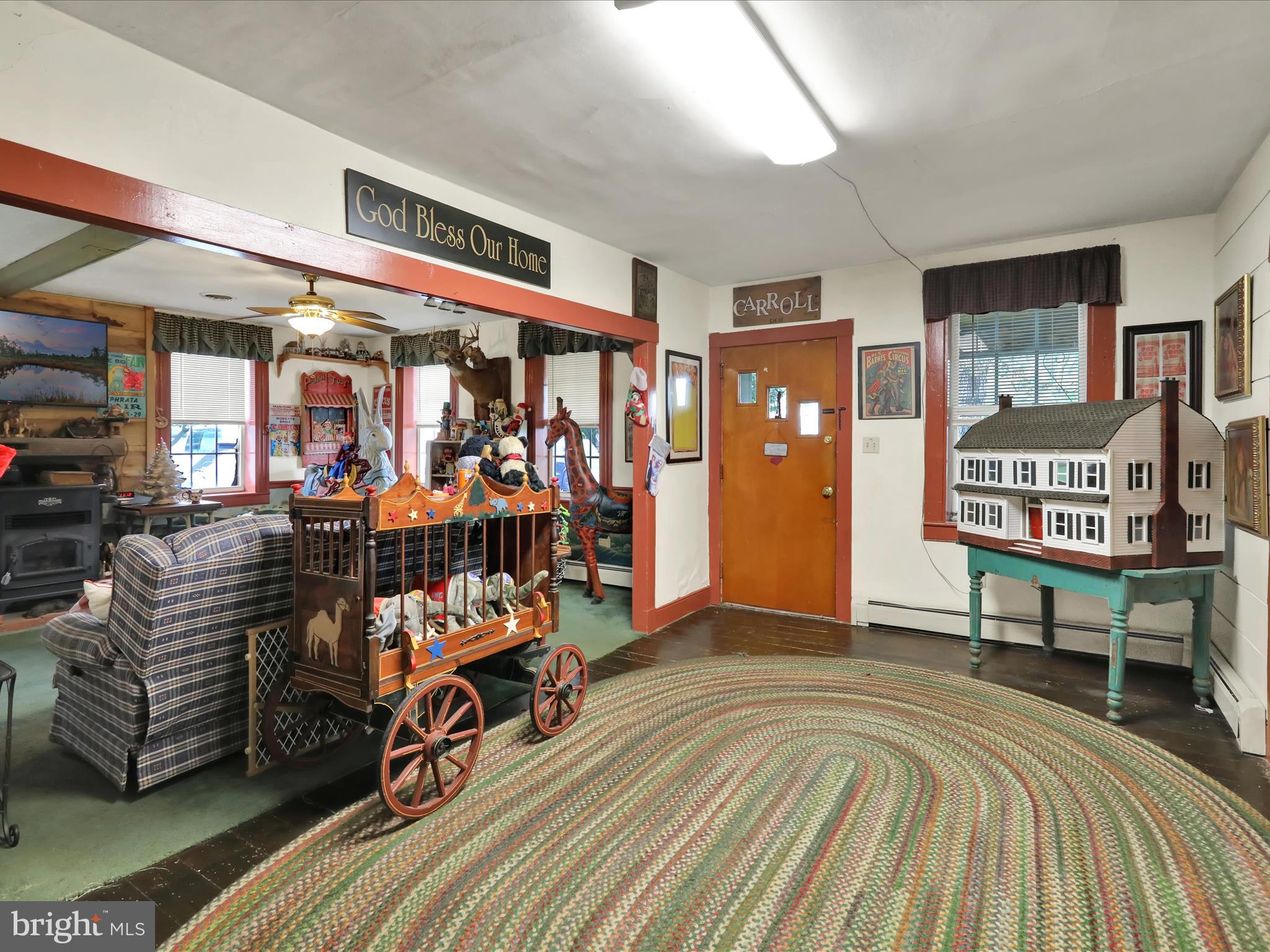 1443 Shumaker Road Manheim, PA 17545 - Photo 13 of 71 a view of a room with racks on the table