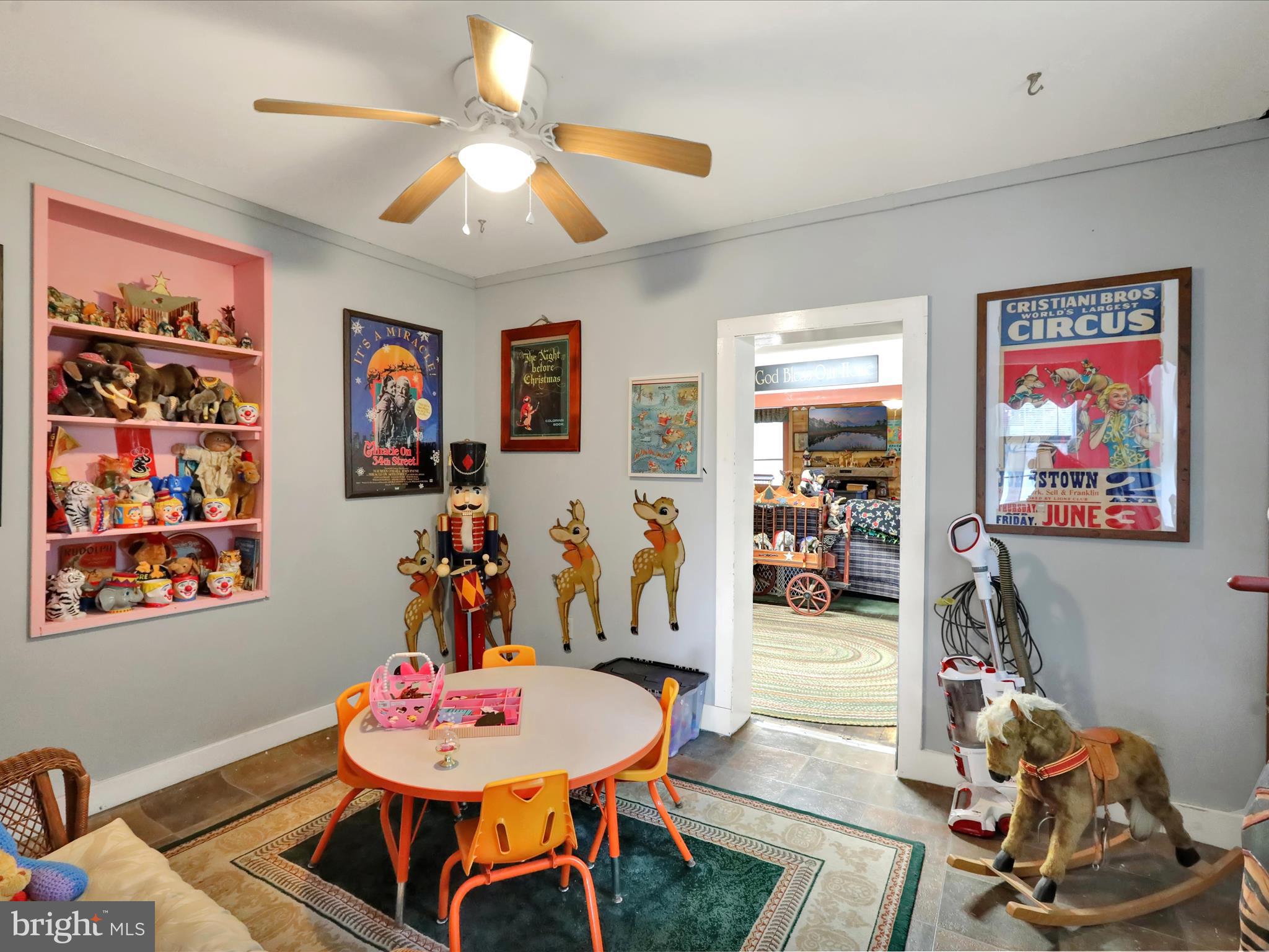 1443 Shumaker Road Manheim, PA 17545 - Photo 18 of 71 a dining room with furniture and wooden floor