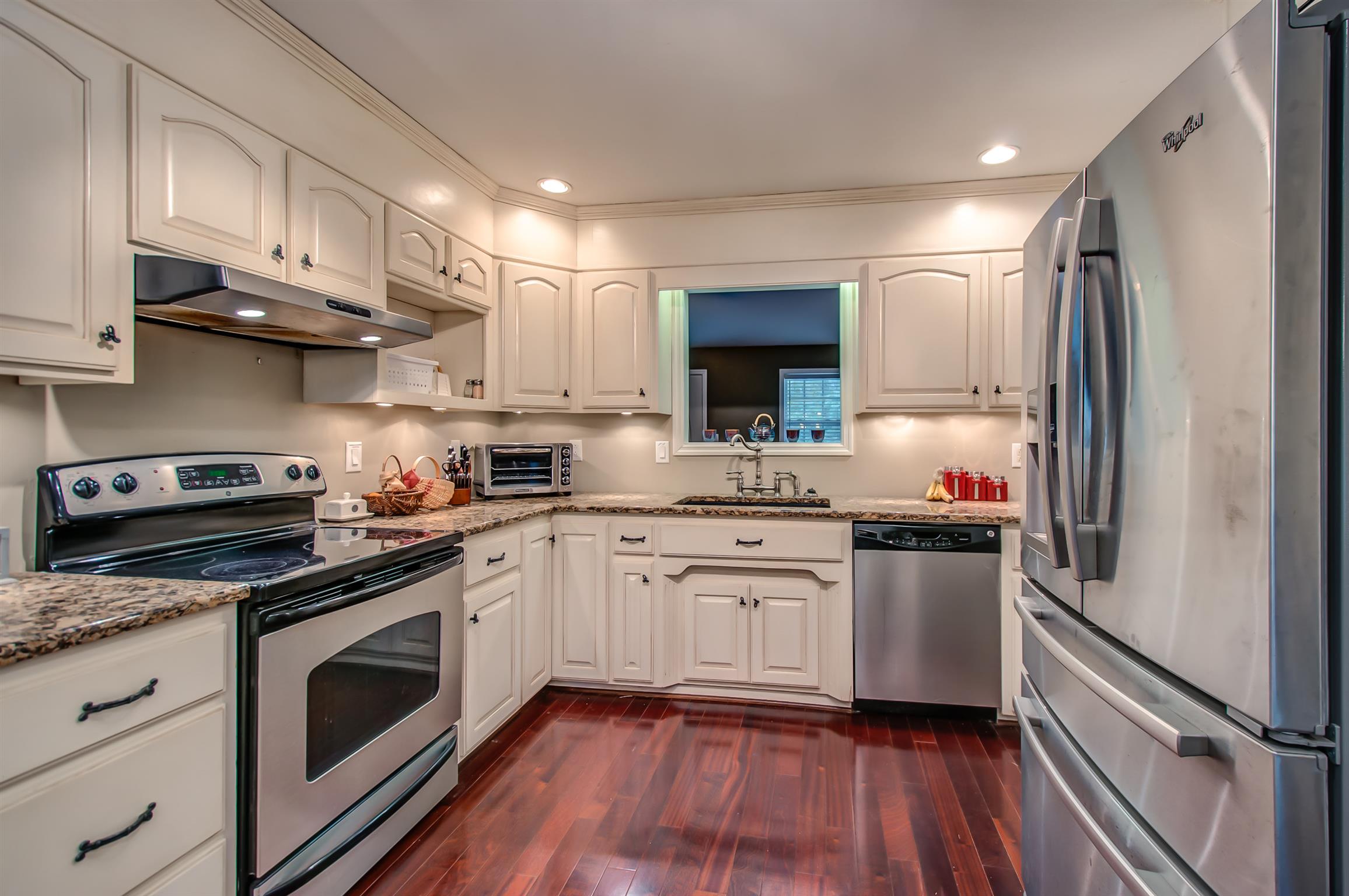 1080 East Beaverdam Road Centerville, TN 37033 - Photo 13 of 28 Gallery Image 13