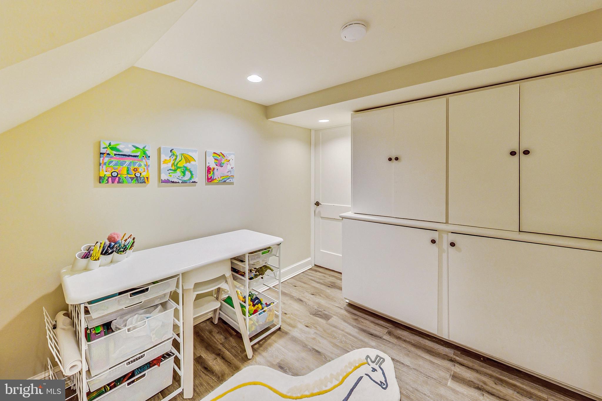 4831 Calvert Street Northwest Washington, DC 20007 - Photo 35 of 44