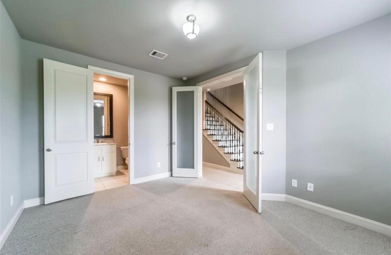 9642 Knight Road Houston, TX 77045 - Photo 21 of 26