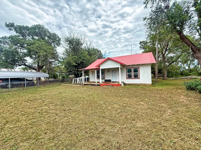 $80,000 | 219 Aspen Street, Farnsworth, TX 79033