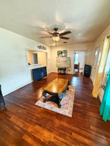 $80,000 | 219 Aspen Street, Farnsworth, TX 79033