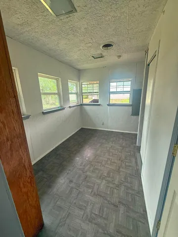 $80,000 | 219 Aspen Street, Farnsworth, TX 79033