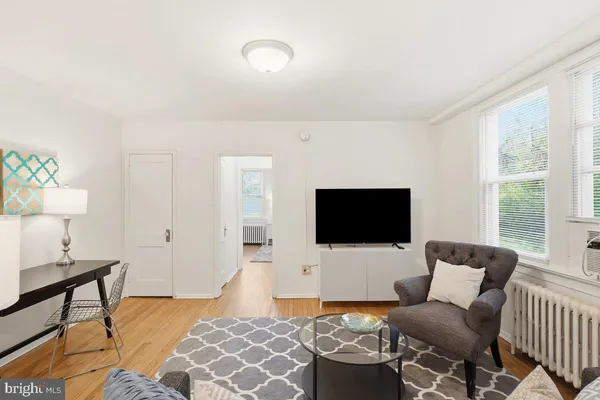 $1,498 | 7607 Eastern Avenue Northwest, Unit 102, Silver Spring, MD 20912