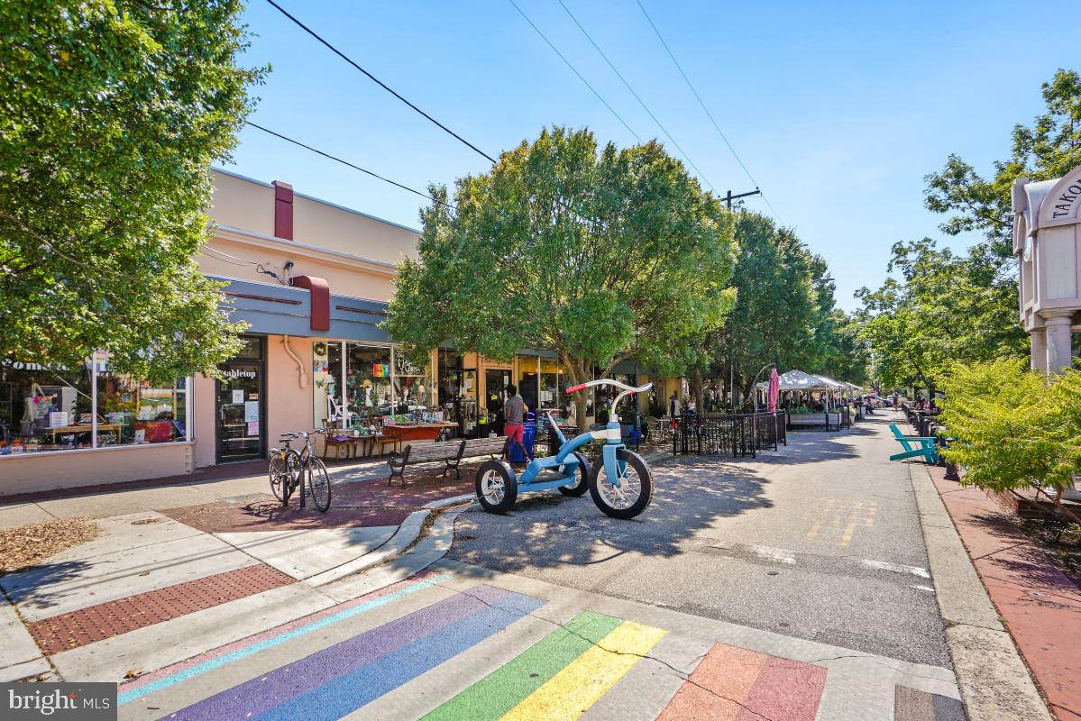 7607 Eastern Avenue Northwest, Unit 102 Silver Spring, MD 20912 - Photo 22 of 51