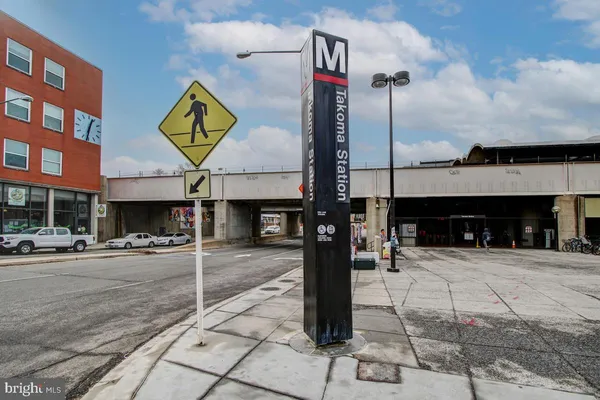 $1,498 | 7607 Eastern Avenue Northwest, Unit 102, Silver Spring, MD 20912