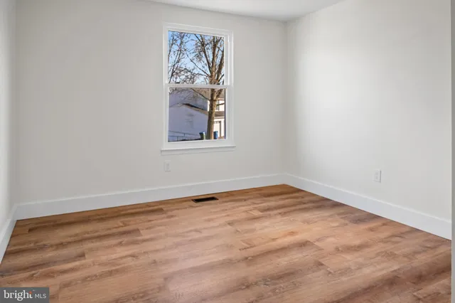 $779,000 | 1359 Rock Chapel Road, Herndon, VA 20170