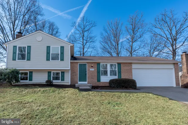 $779,000 | 1359 Rock Chapel Road, Herndon, VA 20170