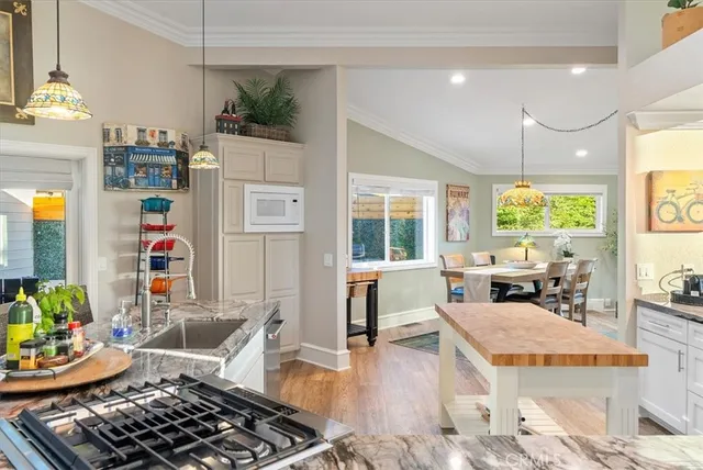 $1,650,000 | 5282 Hillcrest Drive, Cambria, CA 93428