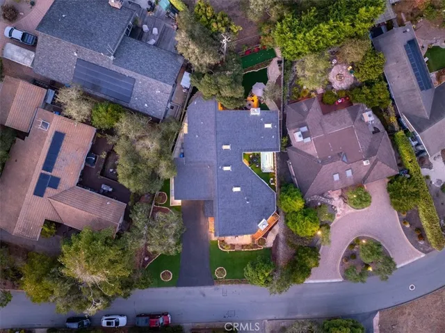 $1,650,000 | 5282 Hillcrest Drive, Cambria, CA 93428