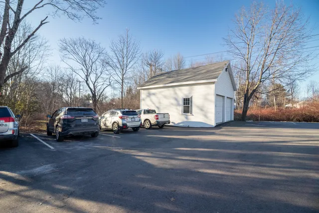 $475,000 | 546 Broadway, Bangor, ME 04401