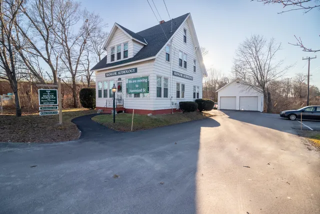$475,000 | 546 Broadway, Bangor, ME 04401