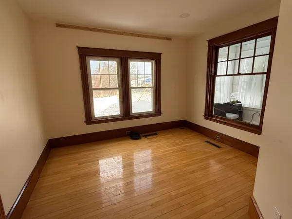 $475,000 | 546 Broadway, Bangor, ME 04401