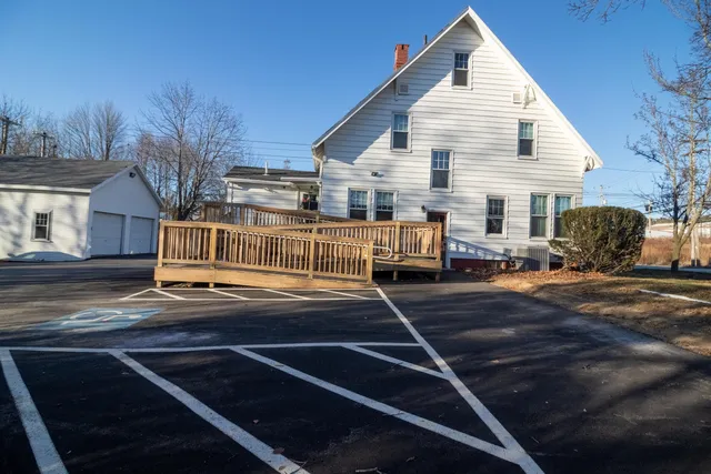 $475,000 | 546 Broadway, Bangor, ME 04401