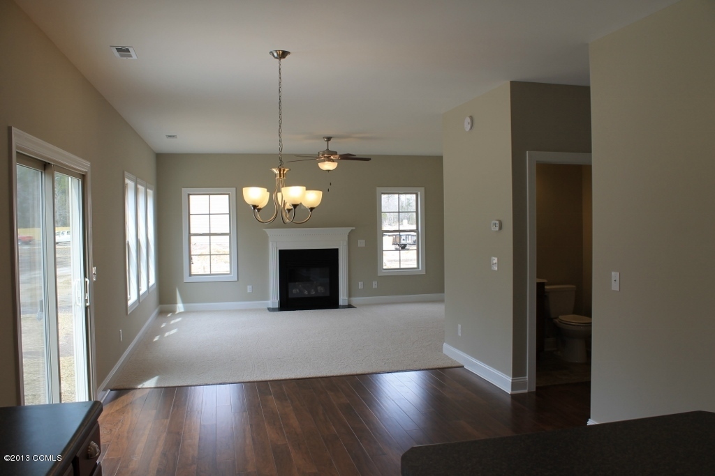 131 Peytons Ridge Drive Hubert, NC 28539 - Photo 10 of 36 IMG_4991 (1024x683)