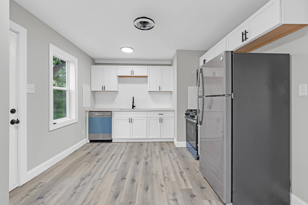 307 Louis Road Joliet, IL 60433 - Photo 13 of 20
