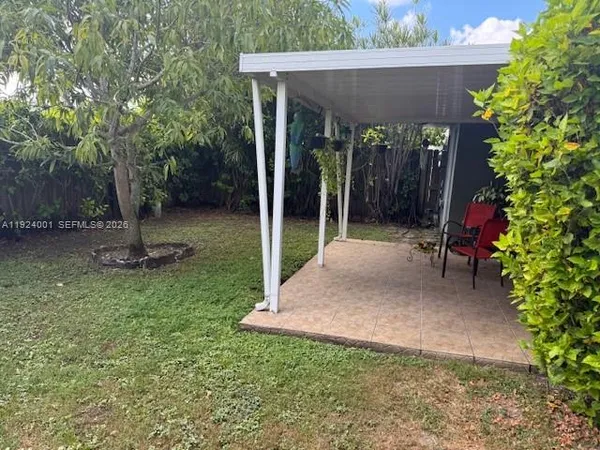 $2,700 | 9754 Southwest 1st Terrace, Unit A, Miami, FL 33174