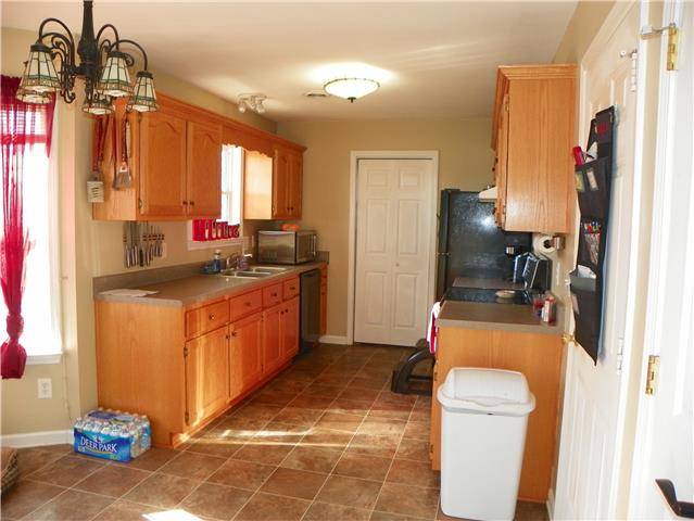 1133 Campbell Road Goodlettsville, TN 37072 - Photo 5 of 17 Gallery Image 5