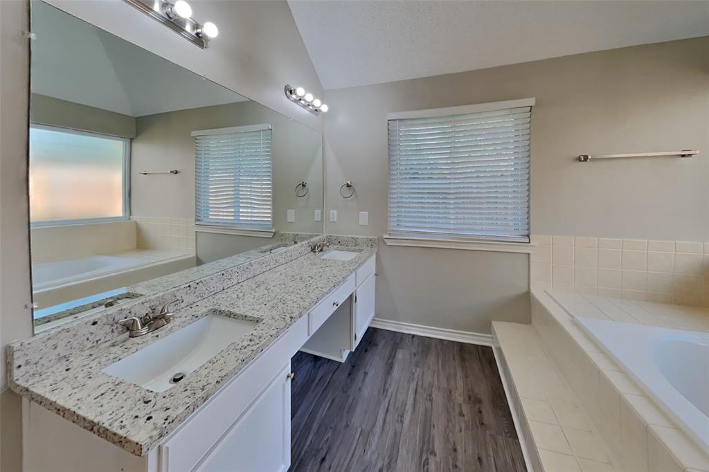 2211 Reverchon Drive Arlington, TX 76017 - Photo 9 of 19