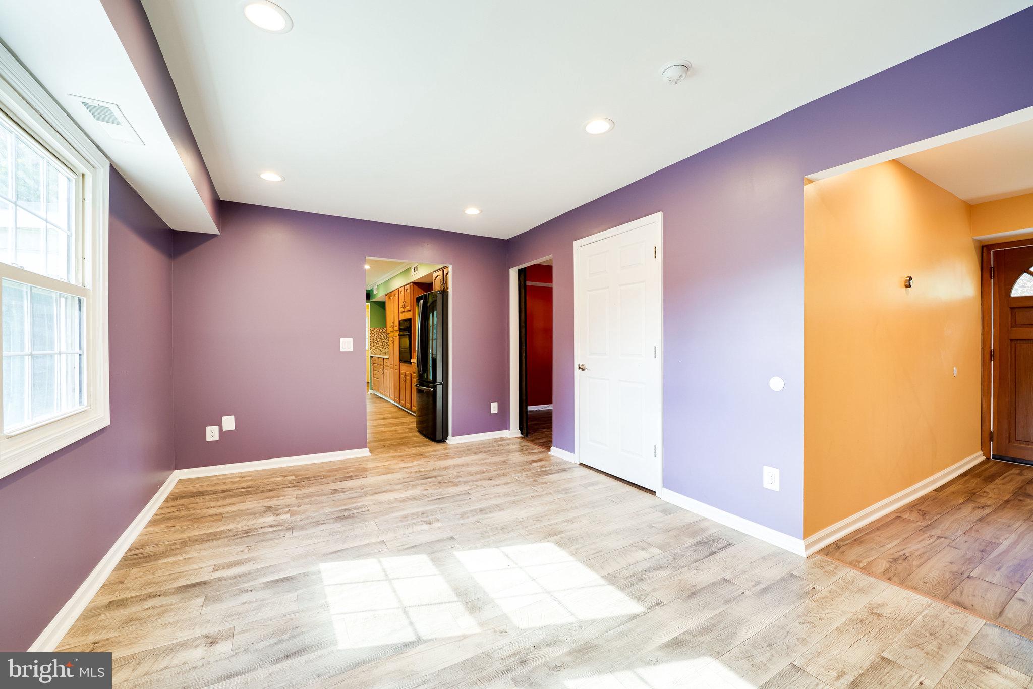 5317 Dunsmore Road Alexandria, VA 22315 - Photo 11 of 43 Dining room