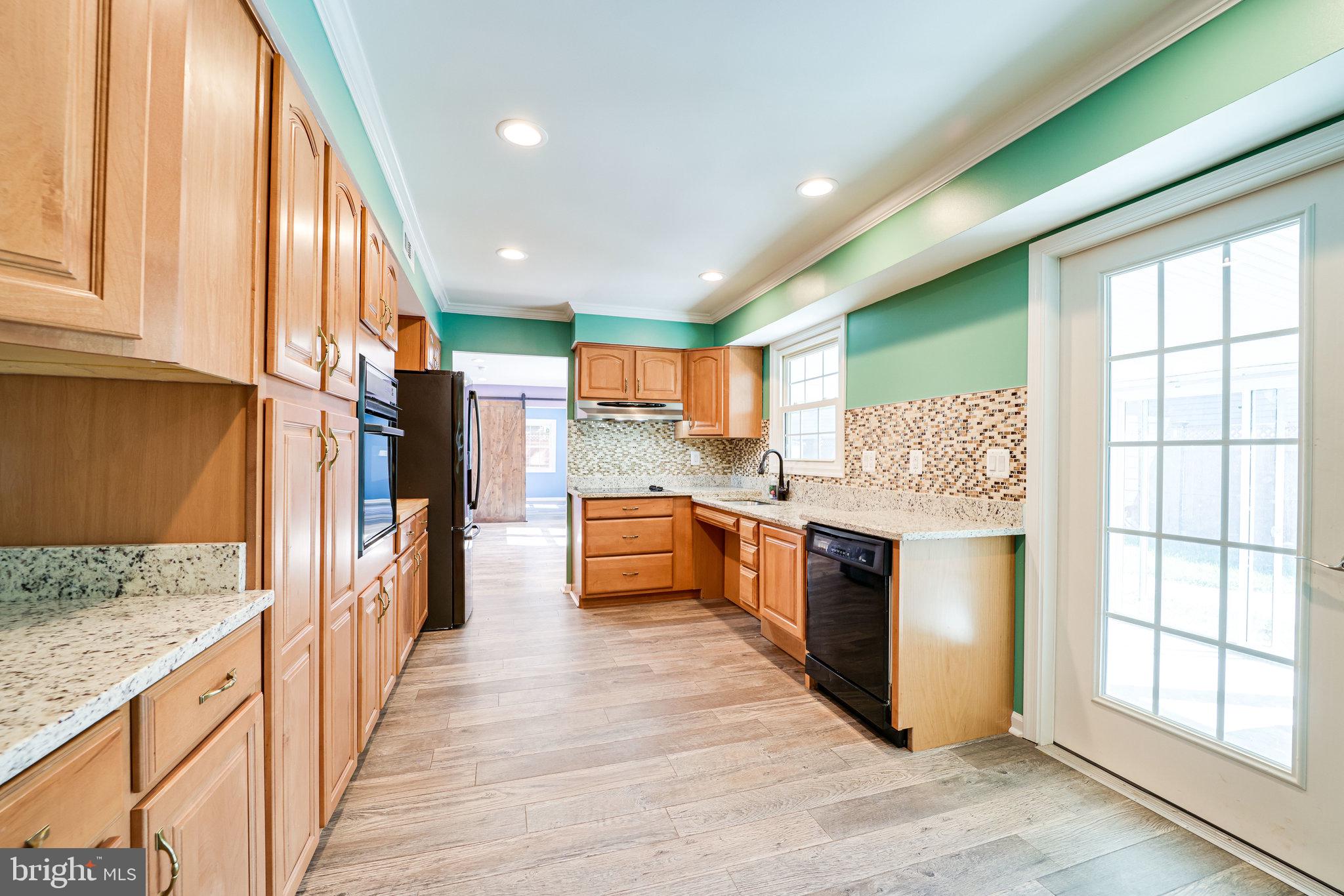 5317 Dunsmore Road Alexandria, VA 22315 - Photo 15 of 43 Kitchen