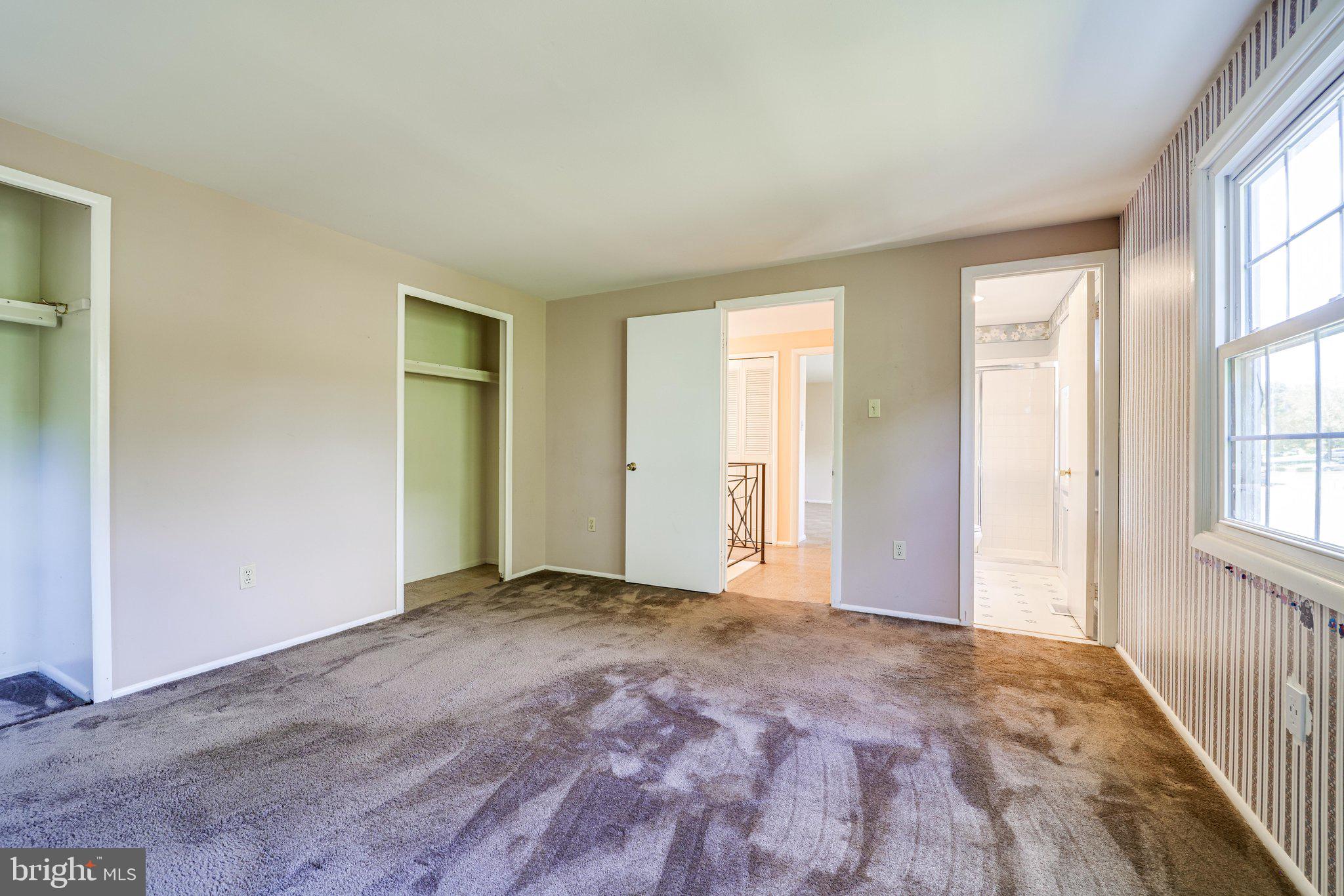 5317 Dunsmore Road Alexandria, VA 22315 - Photo 25 of 43 Master bedroom with in suite bath
