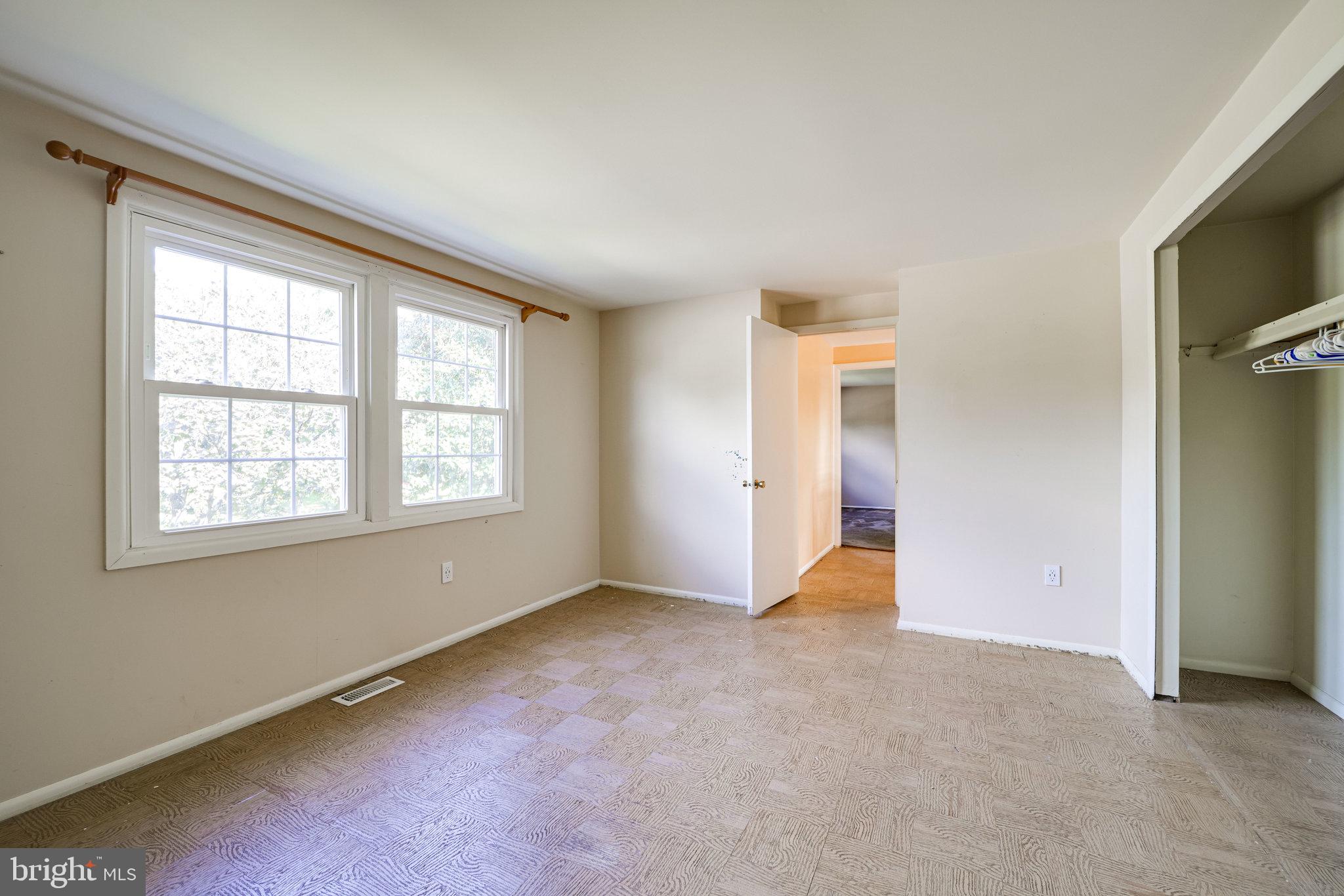 5317 Dunsmore Road Alexandria, VA 22315 - Photo 29 of 43 2nd bedroom