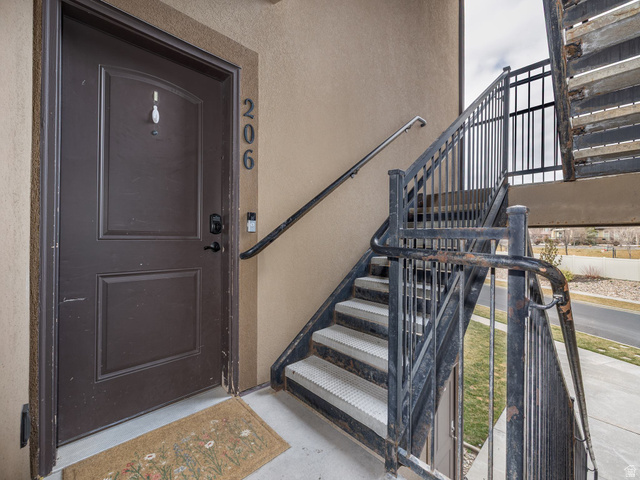 203 Jordan Ridge Boulevard, Unit 206 Saratoga Springs, UT 84045 - Photo 2 of 22