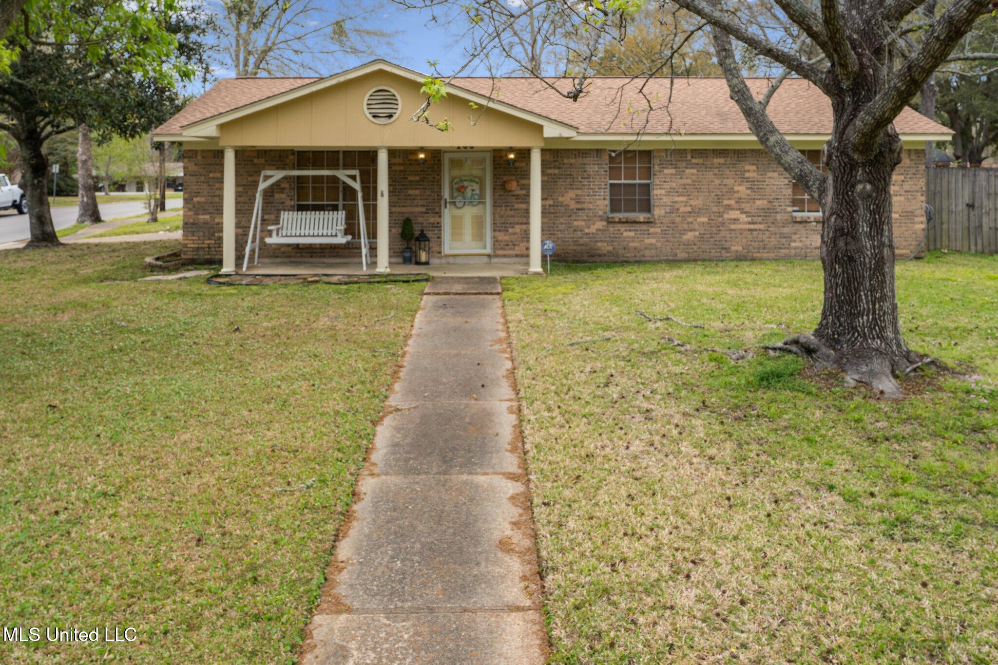 268 Mccool Street-1