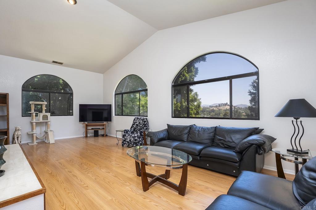 1342 Bernita Road El Cajon, CA 92020 - Photo 5 of 42