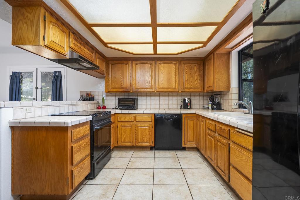 1342 Bernita Road El Cajon, CA 92020 - Photo 8 of 42