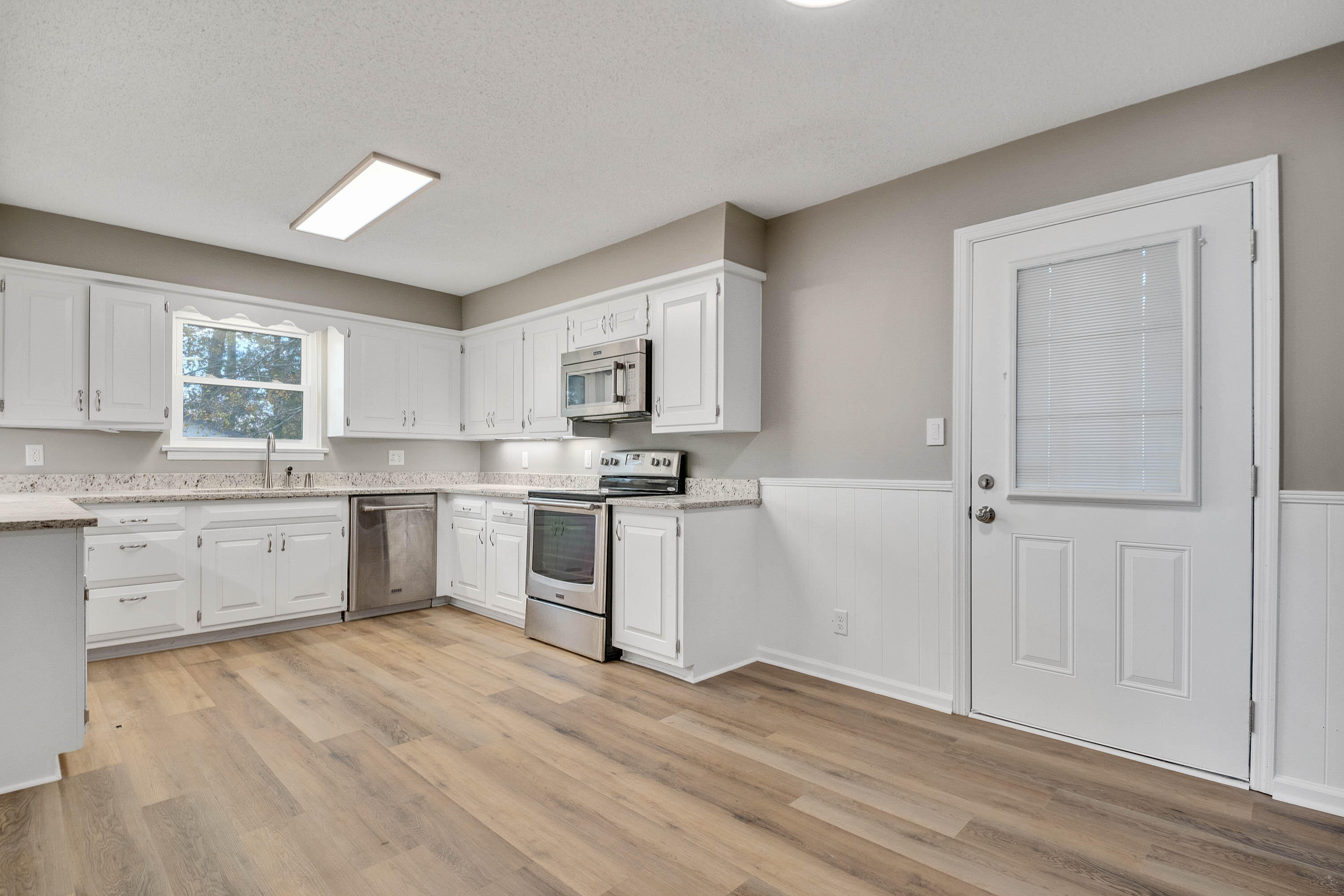 8518 Igou Gap Road Chattanooga, TN 37421 - Photo 13 of 37 8518-Igou-Gap-Rd-15