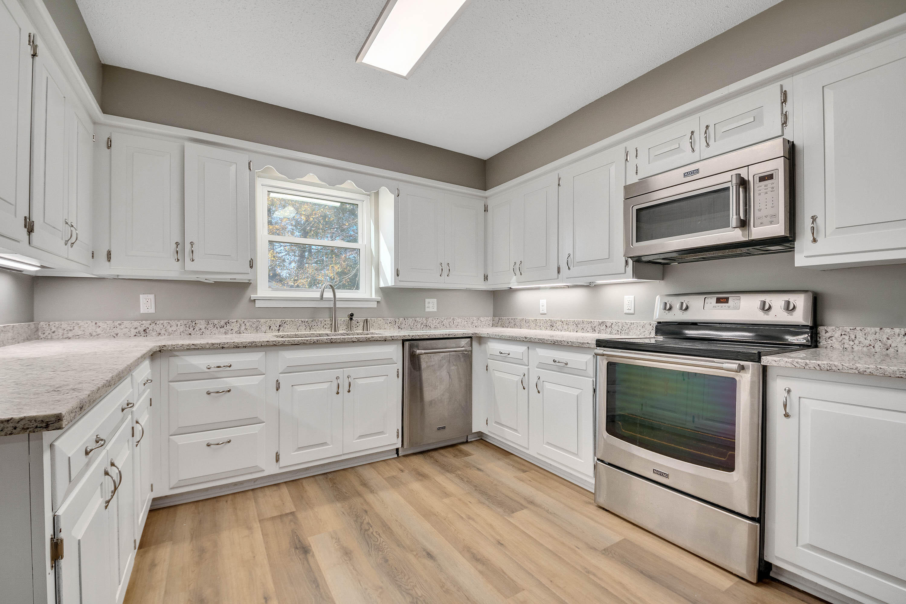8518 Igou Gap Road Chattanooga, TN 37421 - Photo 14 of 37 8518-Igou-Gap-Rd-17
