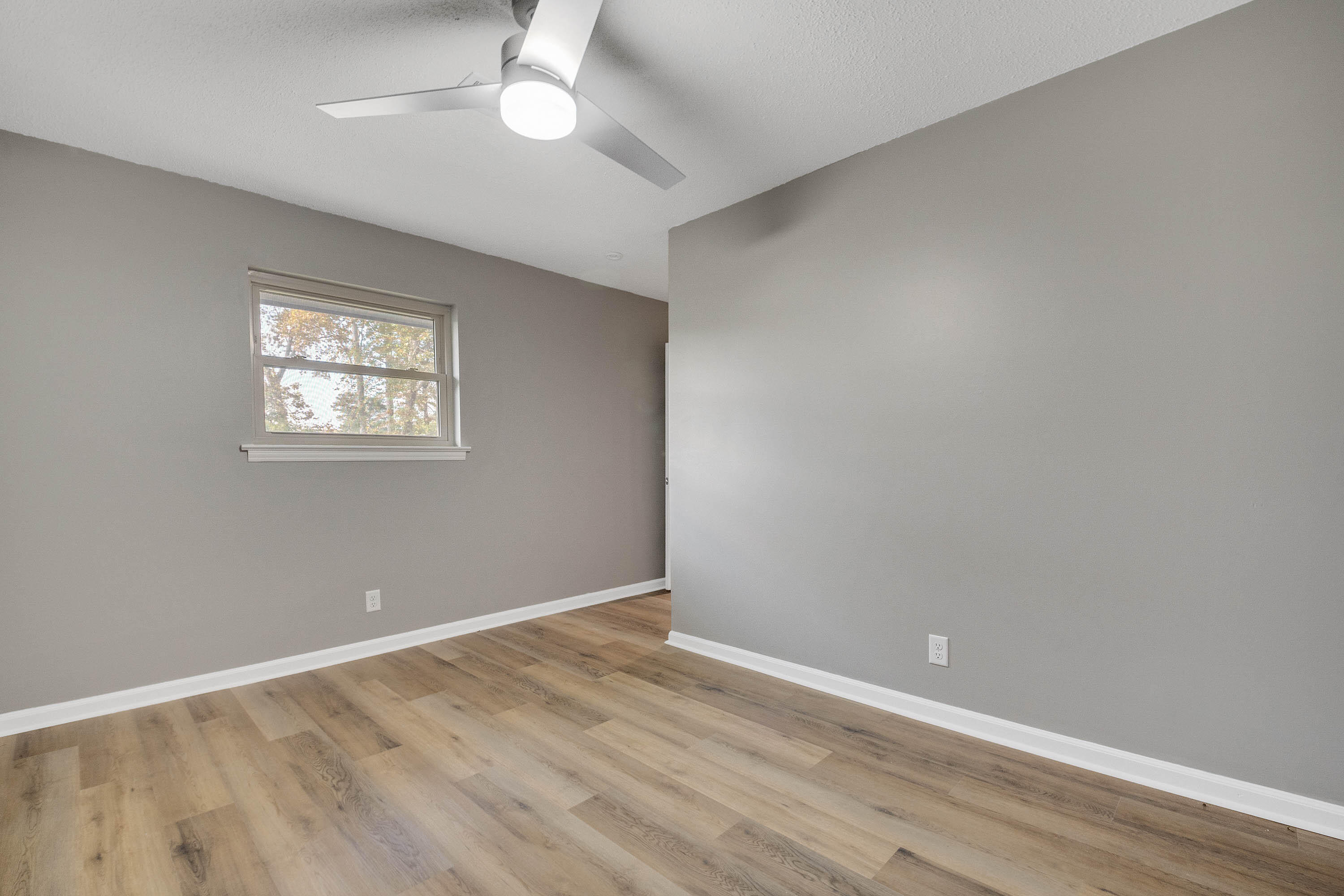 8518 Igou Gap Road Chattanooga, TN 37421 - Photo 26 of 37 8518-Igou-Gap-Rd-32