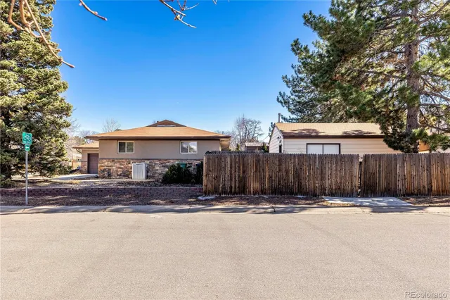 $550,000 | 1916 East Mineral Avenue, Centennial, CO 80122
