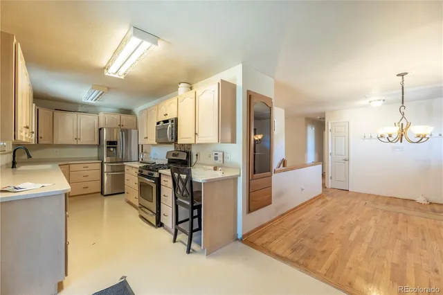 $550,000 | 1916 East Mineral Avenue, Centennial, CO 80122