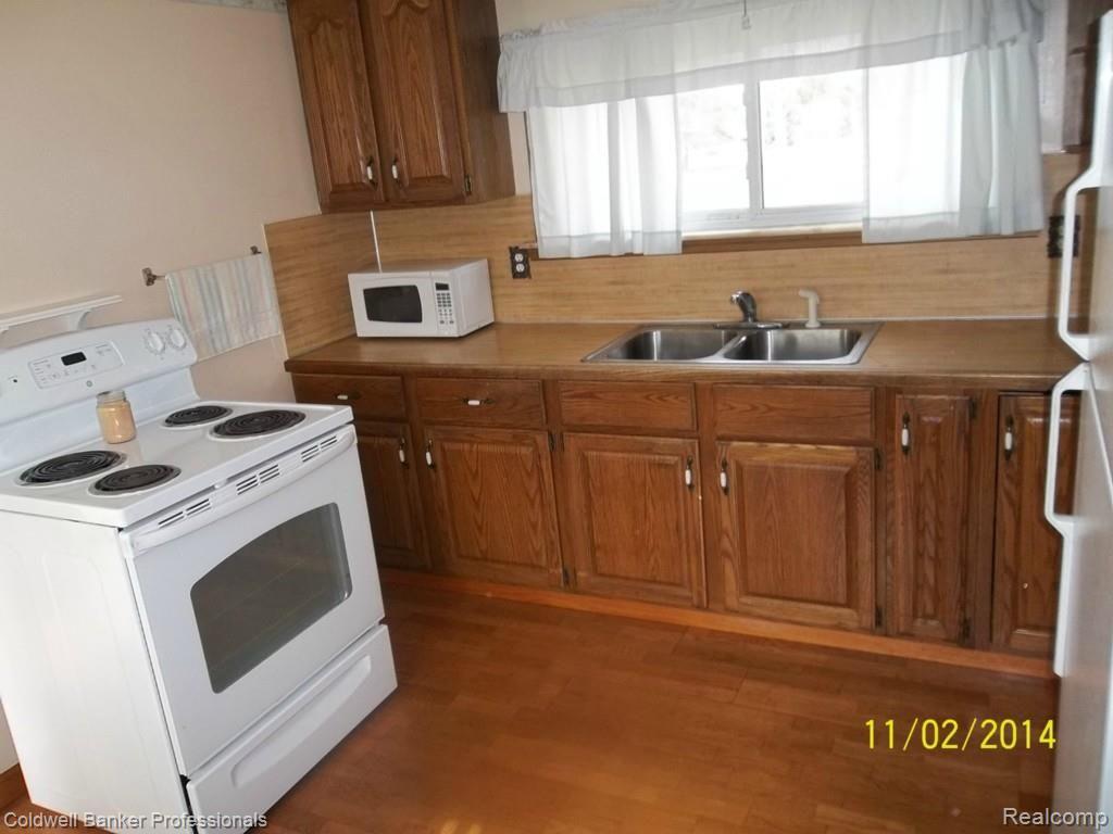 1155 Turrill Road Lapeer, MI 48446 - Photo 5 of 14