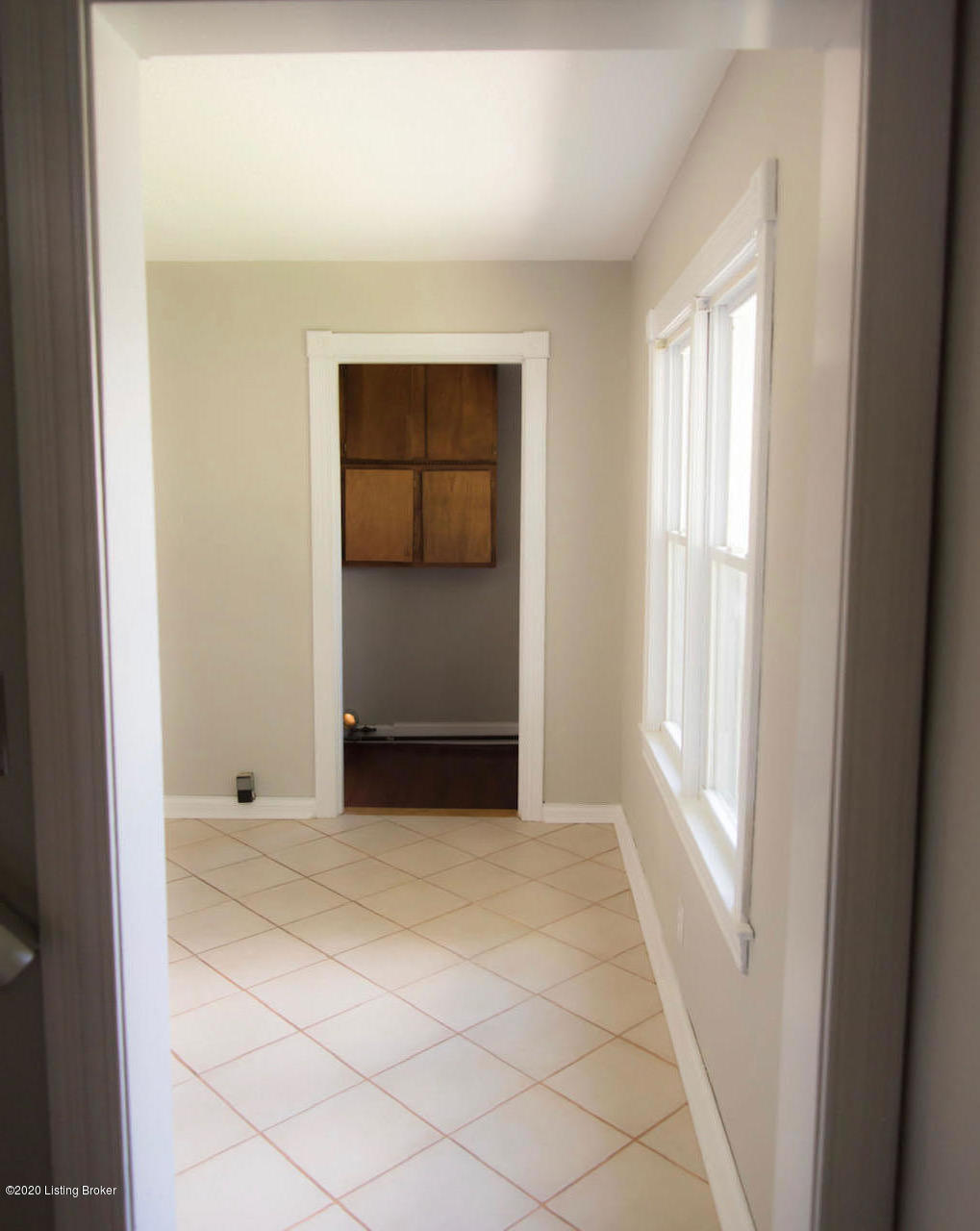 3711 Rosa Terrace Louisville, KY 40216 - Photo 12 of 26 8