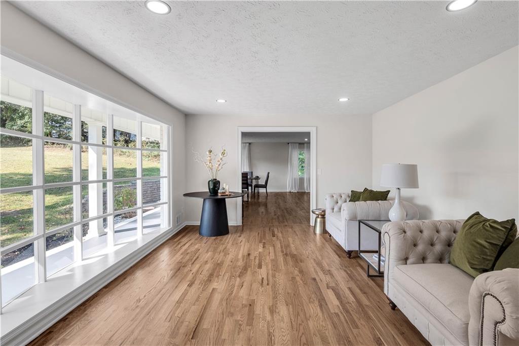 1946 Macland Road Marietta, GA 30064 - Photo 5 of 40