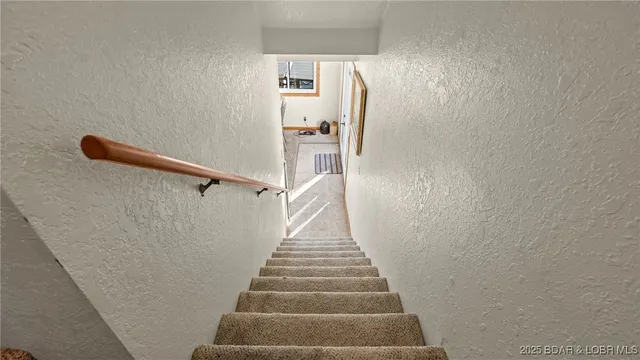 $549,000 | 26874 Indian Hills Lane, Barnett, MO 65011