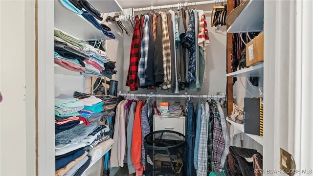 $549,000 | 26874 Indian Hills Lane, Barnett, MO 65011