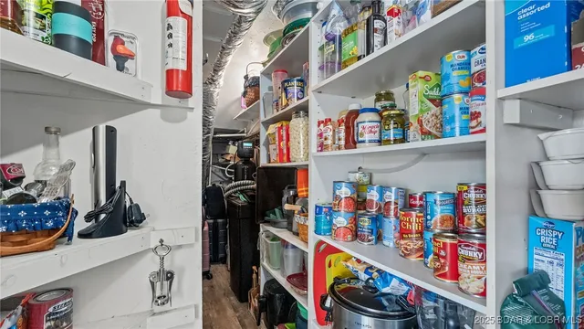 $549,000 | 26874 Indian Hills Lane, Barnett, MO 65011