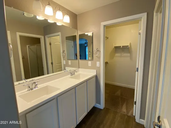 $2,200 | 240 West Juniper Avenue, Unit 1137, Gilbert, AZ 85233